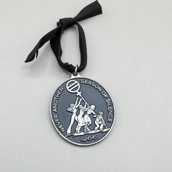 Vintage NOW Lucy H. Draper 1966 Failure is Impossible/Never Silence Medallion - Picture 2 of 8